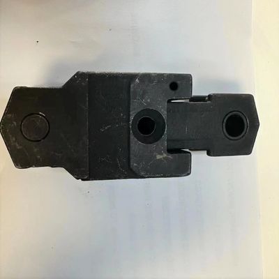 Buy Stentex Finishing Machine Parts Casting Process Stenter Chain Link Steel Material Black Color Good Quality online manufacture